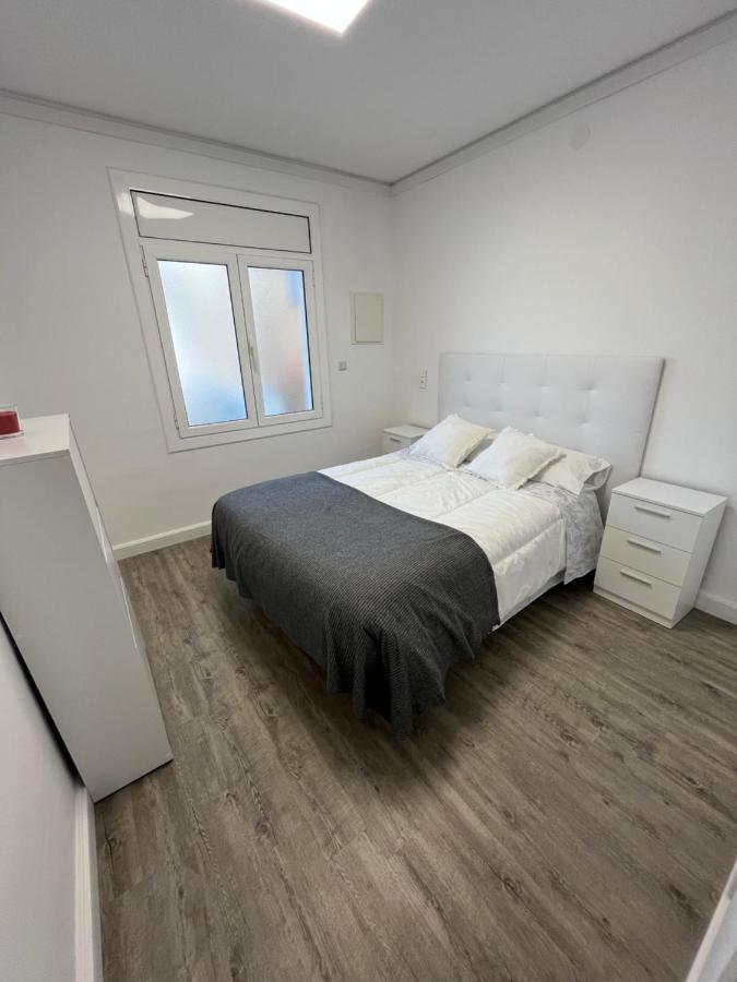 Apartamento En La Playa. Free Parking. Free Wifi L' Escala 外观 照片